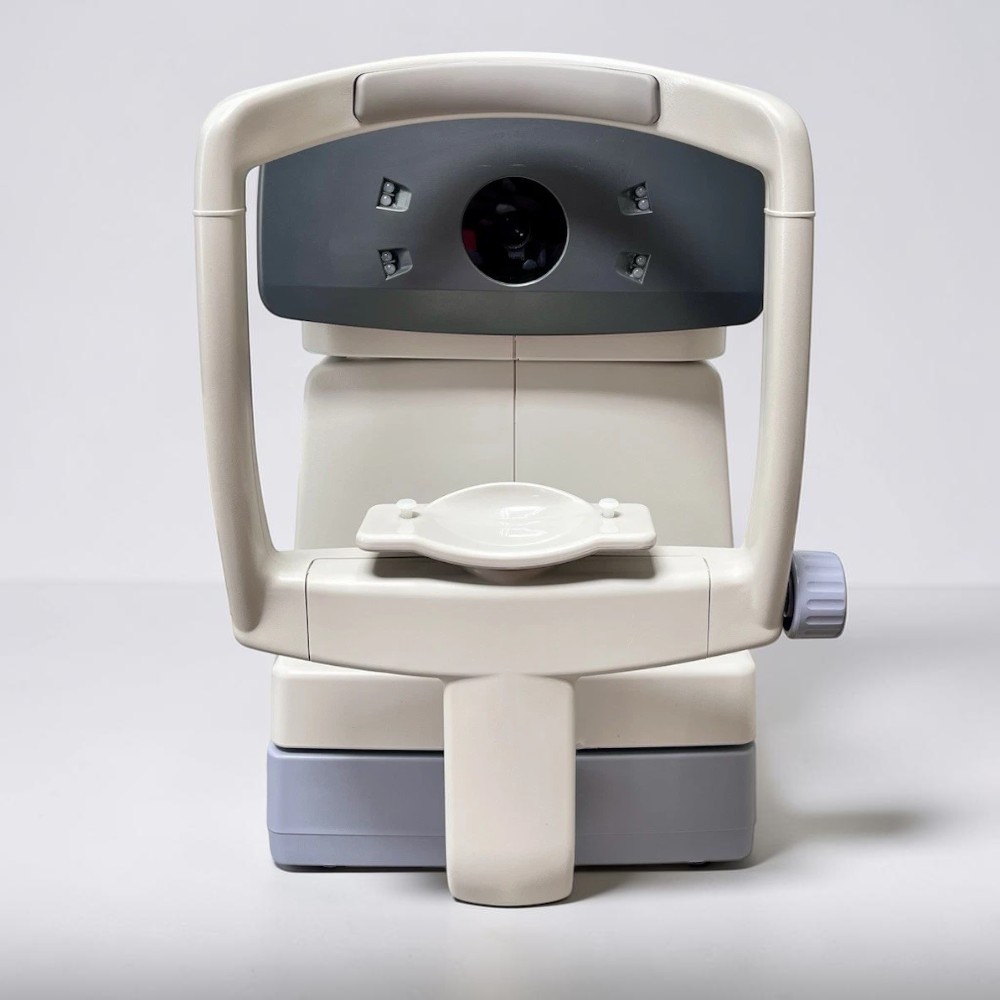 Topcon KR 8800 Autorefractor Keratometer - Used 6 Topcon KR 8800 Autorefractor Keratometer - Used – Detail View 2