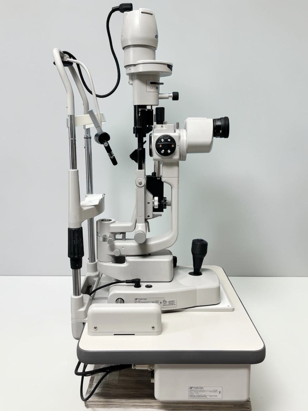 Topcon SL-D7 Slit Lamp w/Tonometer- Used 7 Topcon SL-D7 Slit Lamp w/Tonometer- Used – Detail View 3