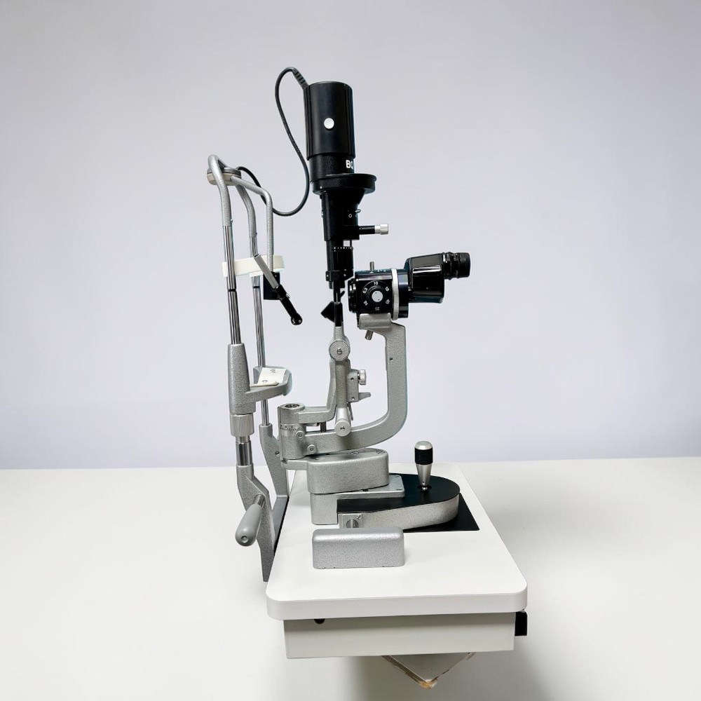 Haag-Streit BQ 900 Slit Lamp - Used 7 Haag-Streit BQ 900 Slit Lamp - Used – Detail View 3