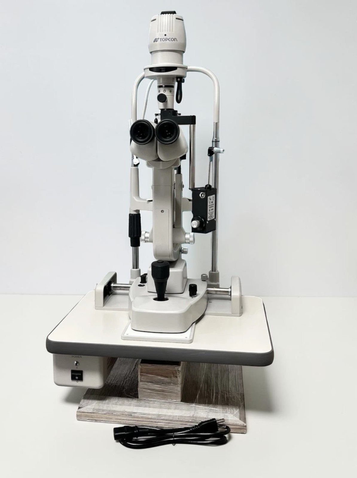 Topcon SL-D7 Slit Lamp w/Tonometer- Used 1 Topcon SL-D7 Slit Lamp w/Tonometer- Used