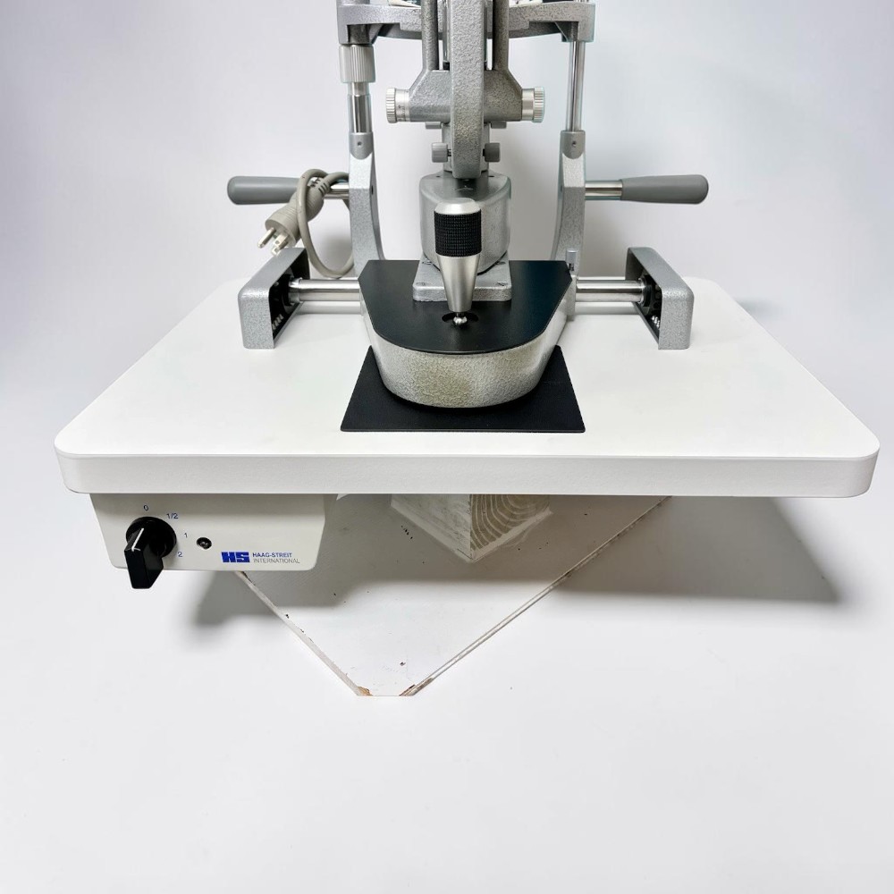 Haag-Streit BQ 900 Slit Lamp - Used 8 Haag-Streit BQ 900 Slit Lamp - Used – Detail View 4
