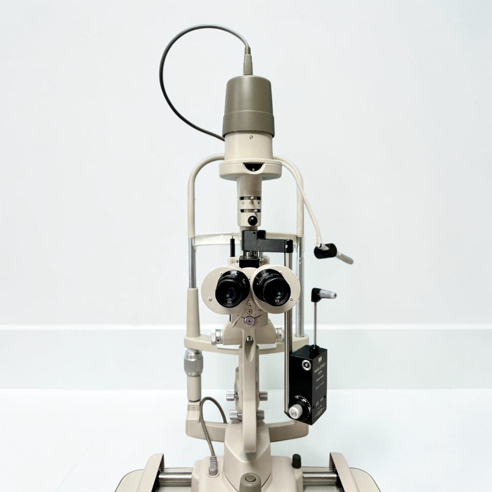 Marco 2b Ultra Slit Lamp W/Haag Streit 900 Tonometer- Used 2 Marco 2b Ultra Slit Lamp W/Haag Streit 900 Tonometer- Used – Front View