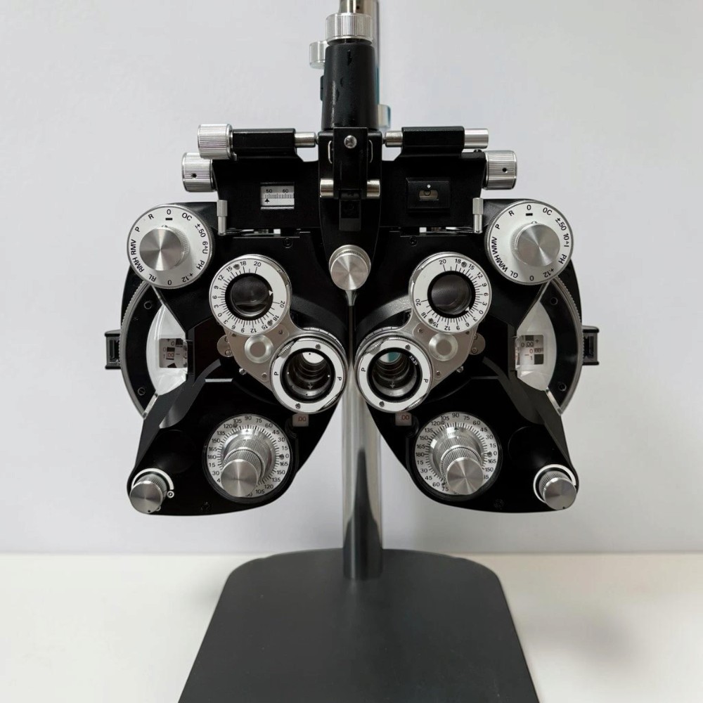 Marco RT-700 Minus Cylinder Illuminated Phoropter/ Phoroptor - Used 1 Marco RT-700 Minus Cylinder Illuminated Phoropter/ Phoroptor - Used
