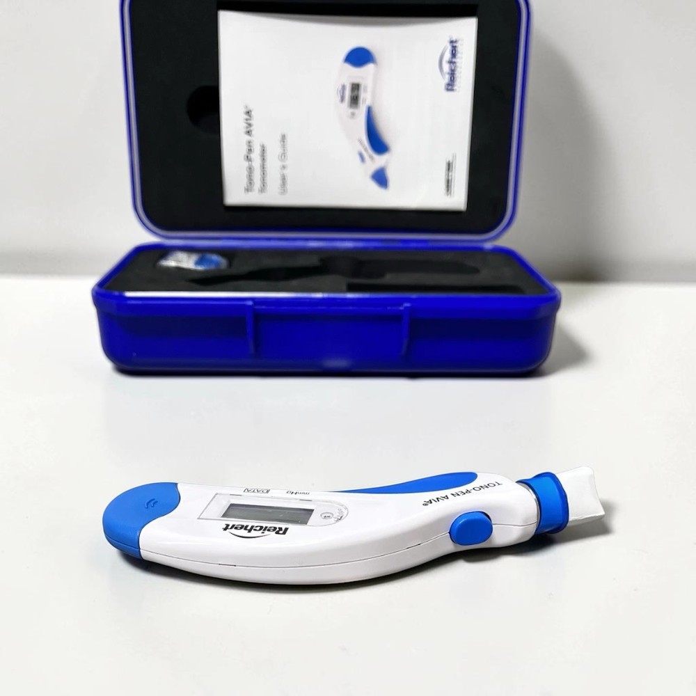 Reichert Avia Tono-Pen/ Tonometer w/ Case - Used 7 Reichert Avia Tono-Pen/ Tonometer w/ Case - Used - Image 7