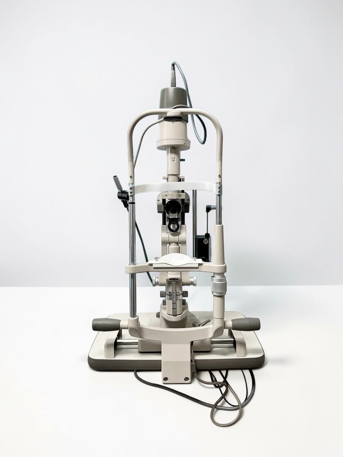 Marco G5 Ultra Slit Lamp with Haag Streit 900 Tonometer - Used 4 Marco G5 Ultra — joystick base and slit-width control detail