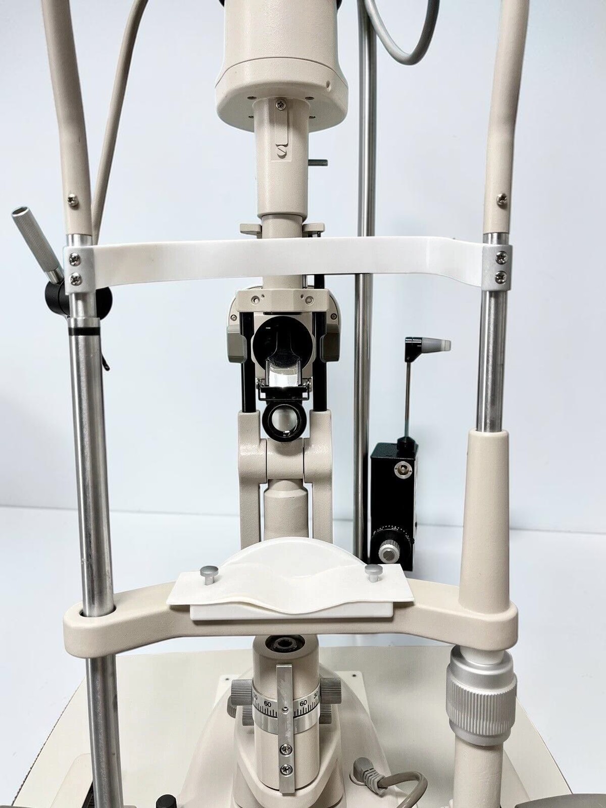 Marco G5 Ultra Slit Lamp with Haag Streit 900 Tonometer - Used 5 Marco G5 Ultra — Haag Streit 900 tonometer prism mount