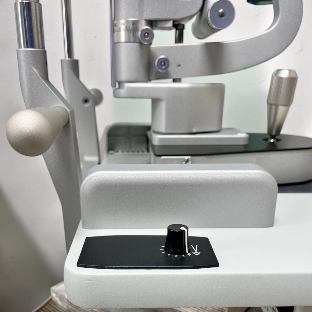 Haag Streit BM 900 LED Slit Lamp w/ Haag Streit AT 900 Tonometer - Used 12 Haag Streit BM 900 LED Slit Lamp w/ Haag Streit AT 900 Tonometer - Used - Image 12