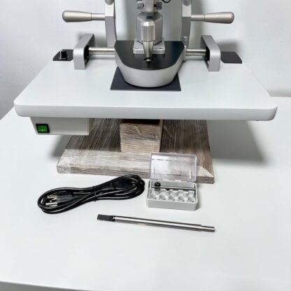 BM 900 LED Slit Lamp + AT 900 — Used Haag Streit | DEC