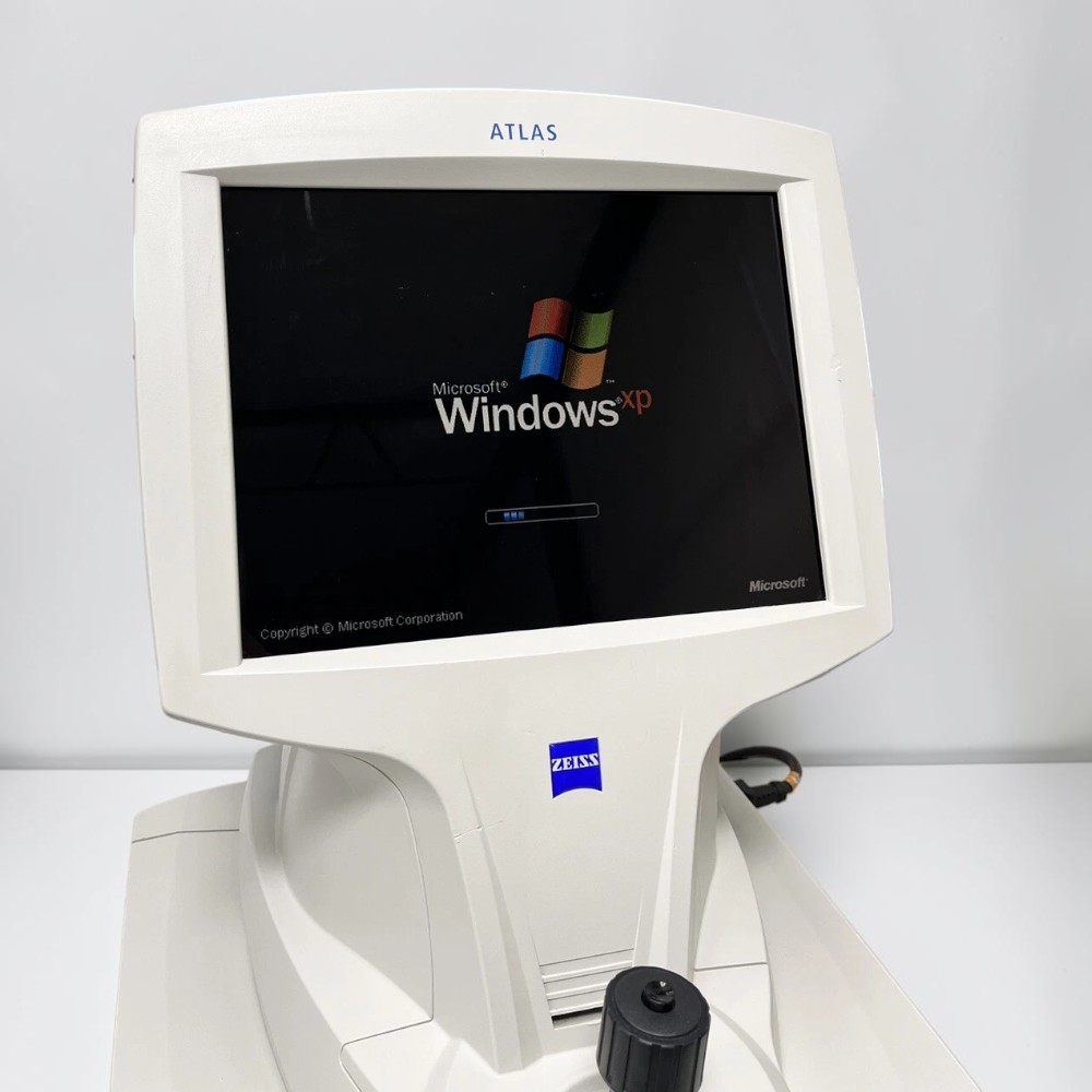 Zeiss Atlas 9000 Corneal Topographer w/ Windows XP - Used 4 Zeiss Atlas 9000 corneal topographer used — rear panel