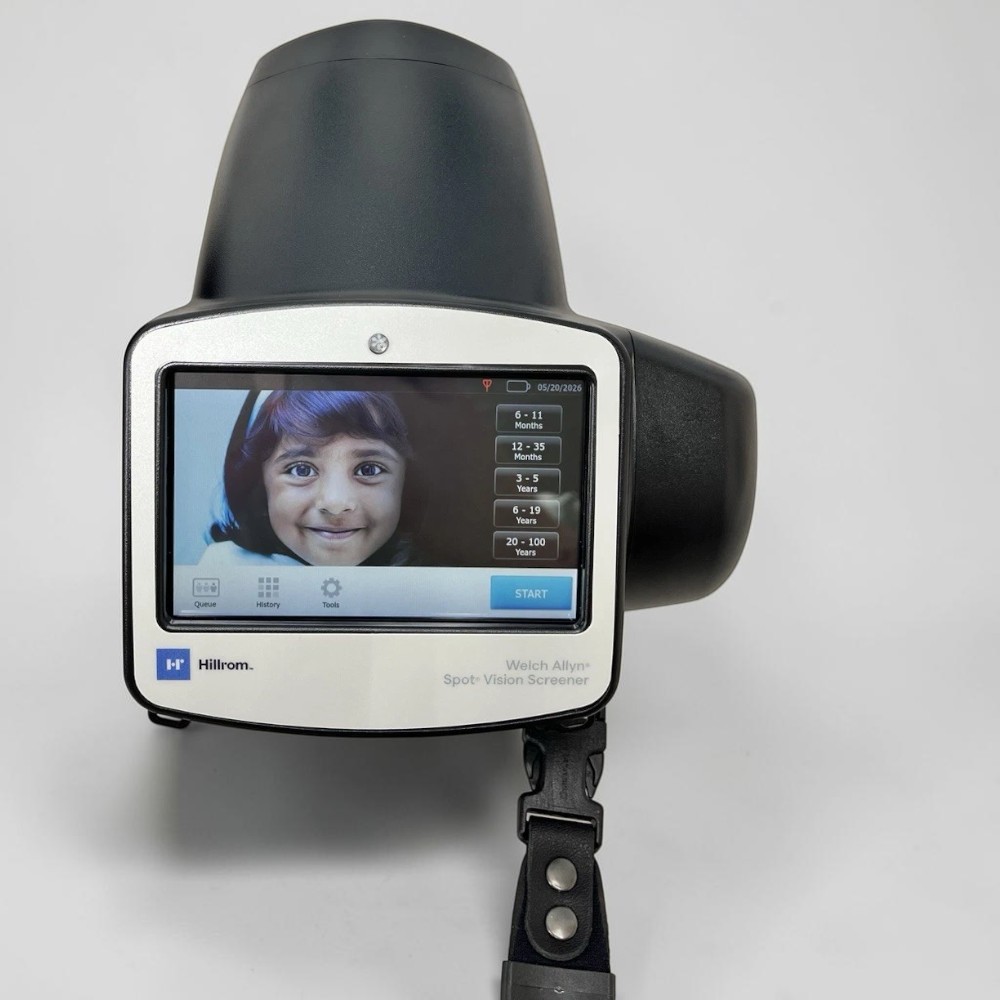 Welch Allyn/ Hillrom VS100 Spot Vision Screener w/ Carrying Case 3 VS100 spot vision screener brand new with carrying case
