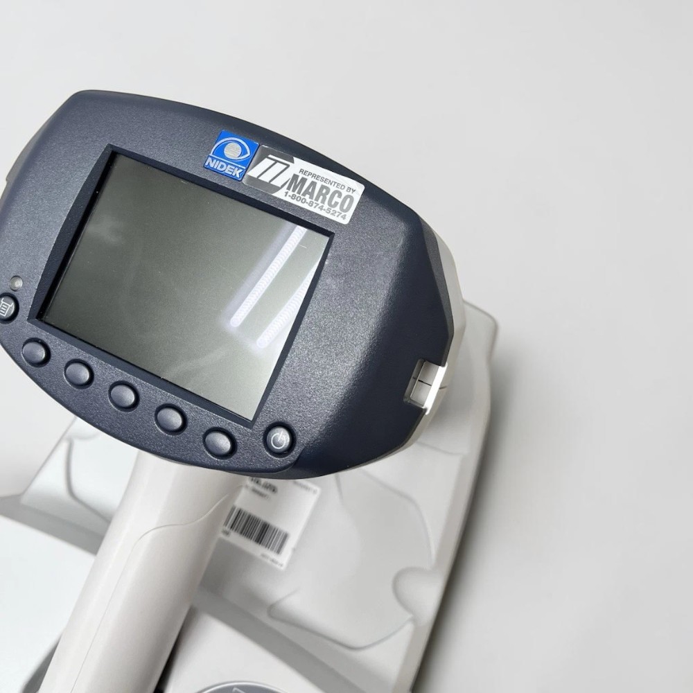 Nidek HandyRef-K Handheld/ Portable Ref/Keratometer with Station, Carrying Case - Used 4 Nidek HandyRef-K Handheld/ Portable Ref/Keratometer with Station, Carrying Case - Used - Image 4