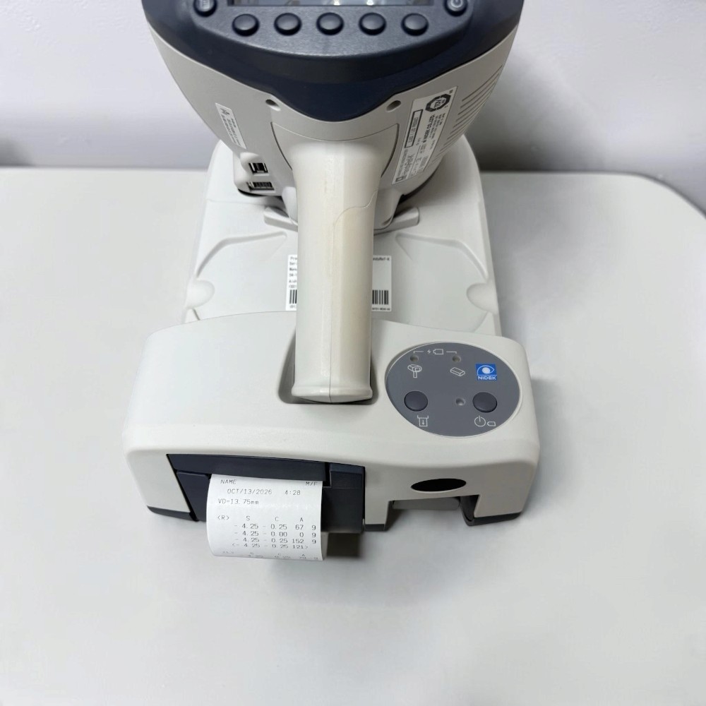 Nidek HandyRef-K Handheld/ Portable Ref/Keratometer with Station, Carrying Case - Used 4 Nidek HandyRef-K Handheld/ Portable Ref/Keratometer with Station, Carrying Case - Used - Image 4
