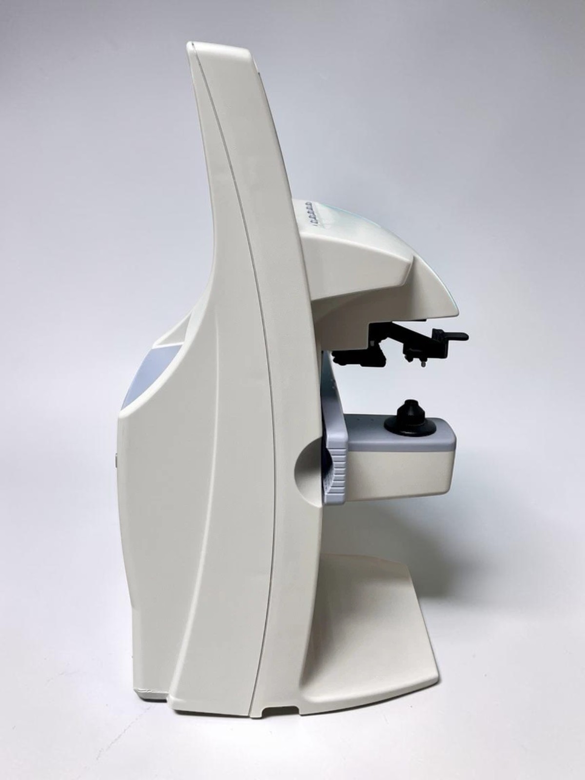 Topcon CL-200 Auto Lensmeter with Built-in Printer - Used 7 Topcon CL-200 Auto Lensmeter with Built-in Printer - Used – Detail View 3