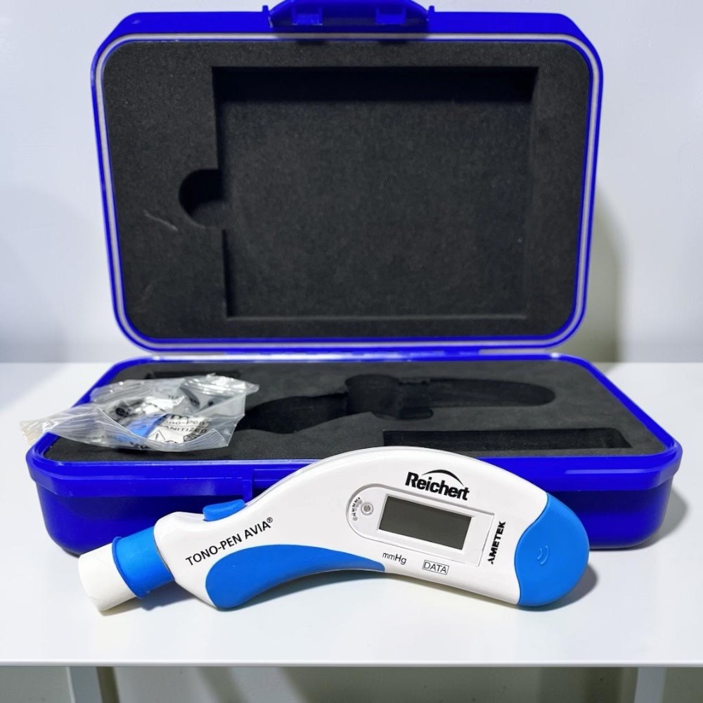 Reichert Avia Quick-Tap Tono-Pen/ Tonometer with Case - Used 2 Reichert Avia Quick-Tap Tono-Pen/ Tonometer with Case - Used - Image 2