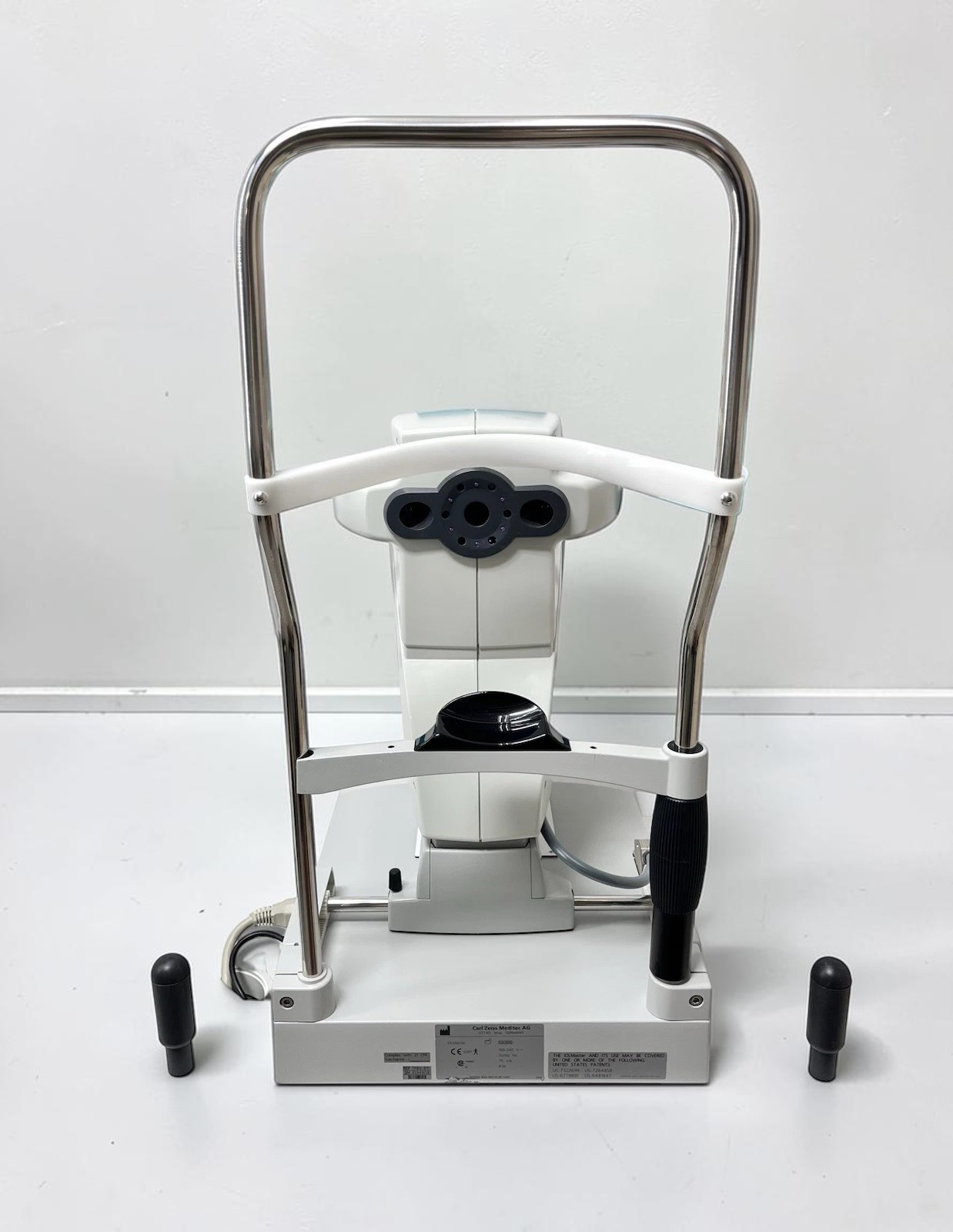 Zeiss IOL Master Version 5.5 Optical Biometer w/ Electric Table - Used 7 Zeiss IOL Master 5.5 used biometer — patient chin and forehead rest