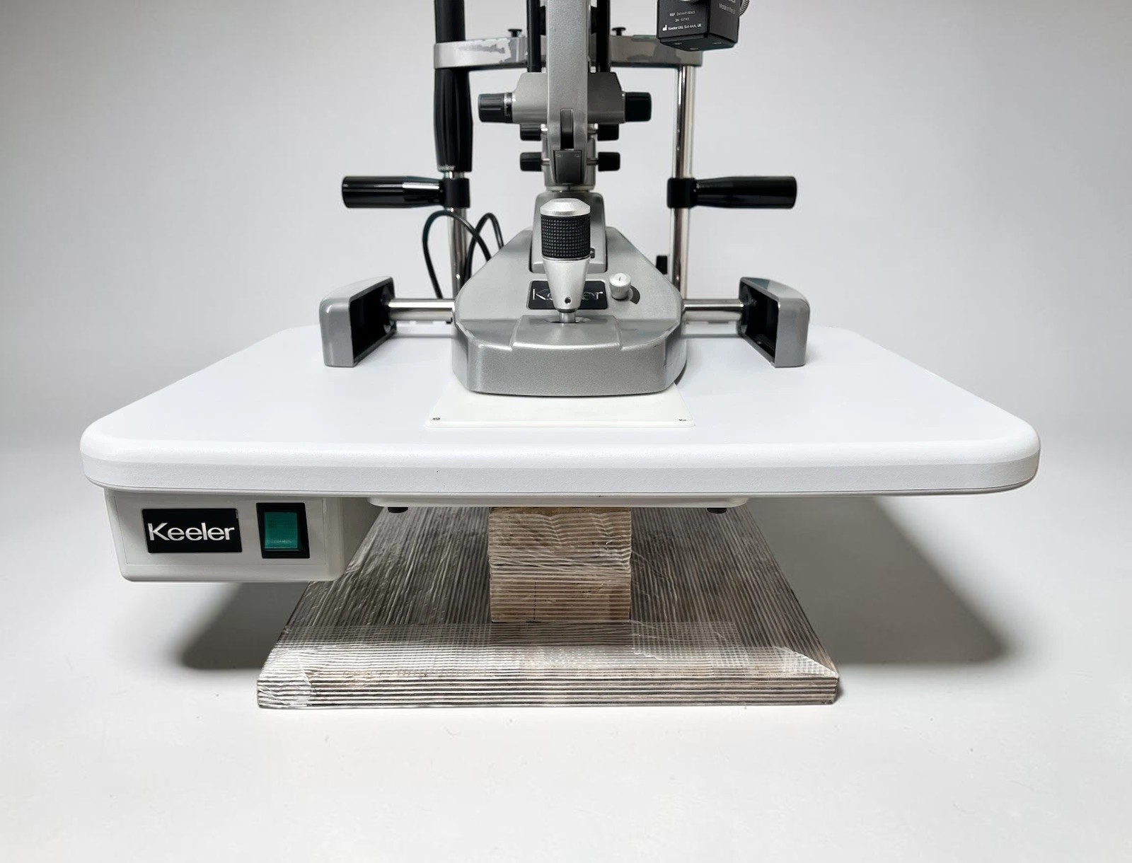 Keeler 40H Slit Lamp w/ D-KAT Tonometer - Used 2 Keeler 40H Slit Lamp w/ D-KAT Tonometer - Used - Image 2