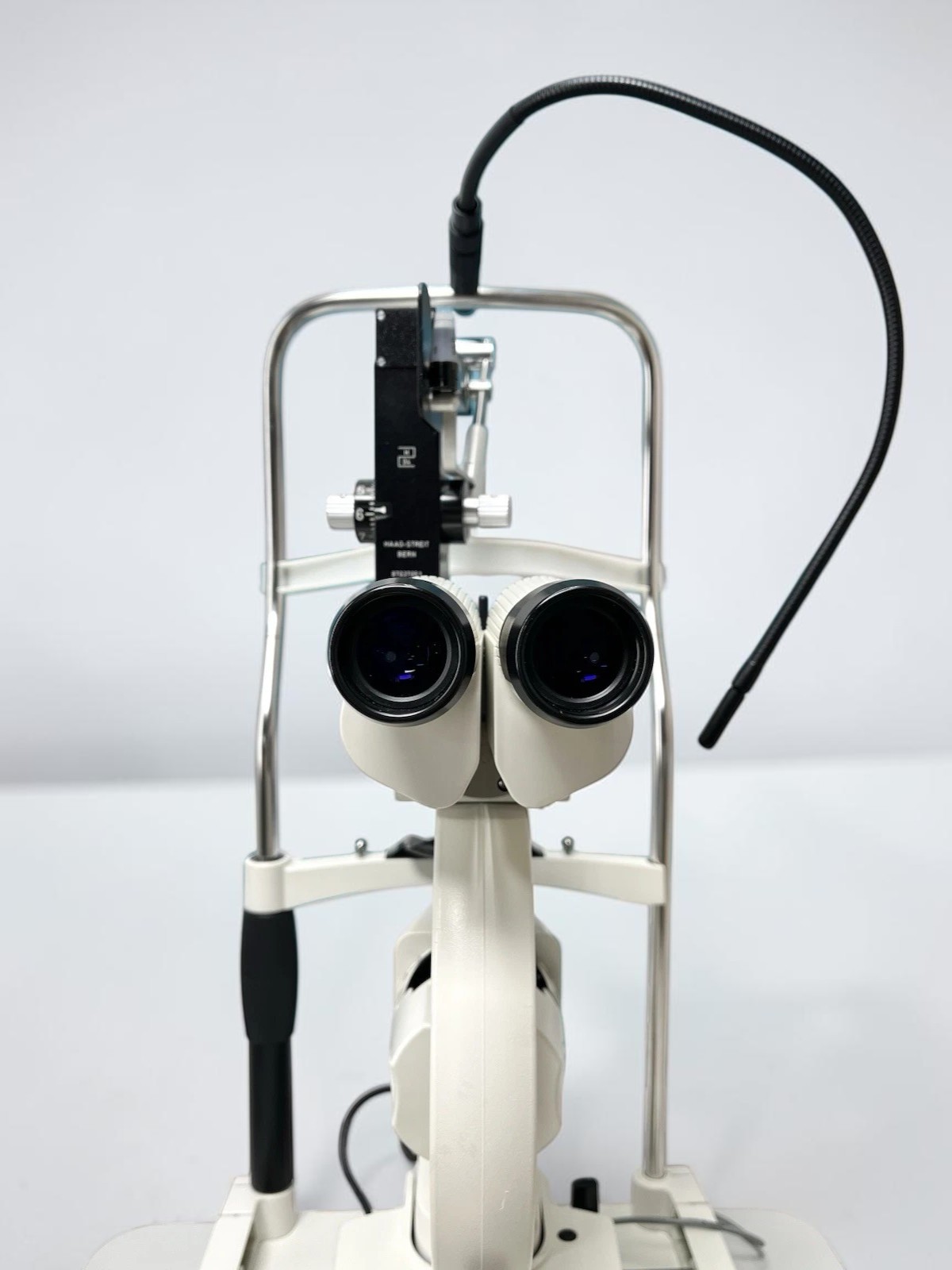 Carl Zeiss SL-115 Classic Slit Lamp w/ Haag Streit 870 Tonometer - Used 3 Carl Zeiss SL-115 Classic Slit Lamp w/ Haag Streit 870 Tonometer - Used - Image 3