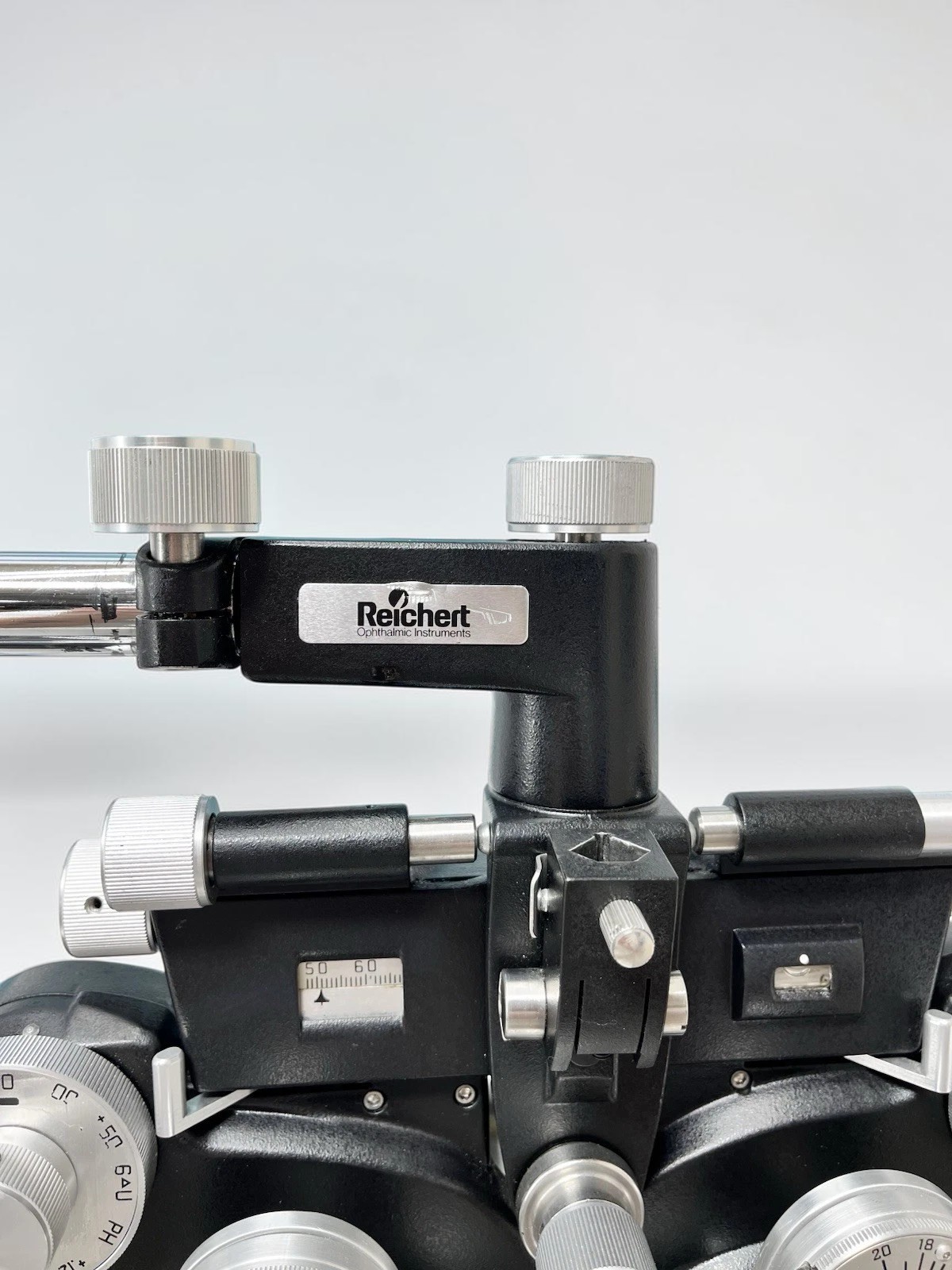 Reichert 11635 Plus Cylinder Phoropter/ Phoroptor - Used 4 Reichert 11635 Plus Cylinder Phoropter/ Phoroptor - Used - Image 4