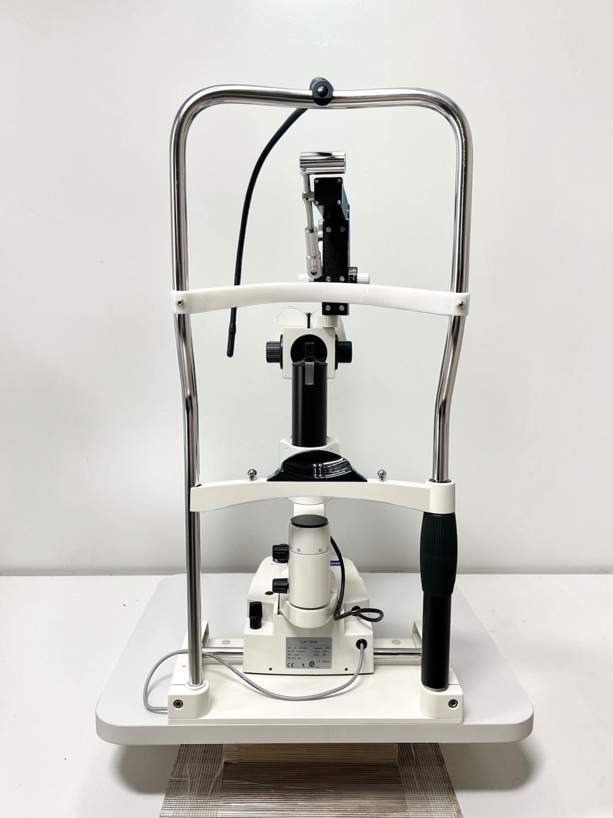 Carl Zeiss SL-115 Classic Slit Lamp w/ Haag Streit 870 Tonometer - Used 5 Carl Zeiss SL-115 Classic Slit Lamp w/ Haag Streit 870 Tonometer - Used - Image 5