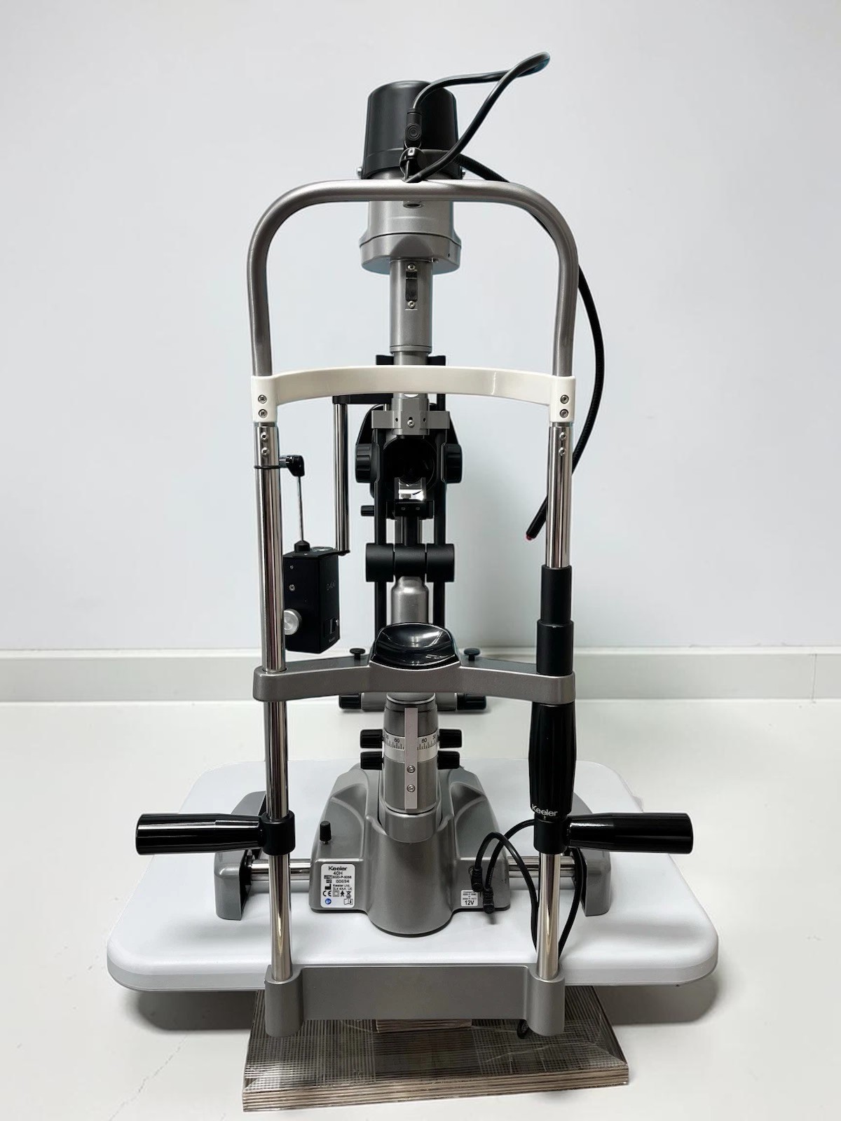 Keeler 40H Slit Lamp w/ D-KAT Tonometer - Used 6 Keeler 40H Slit Lamp w/ D-KAT Tonometer - Used - Image 6