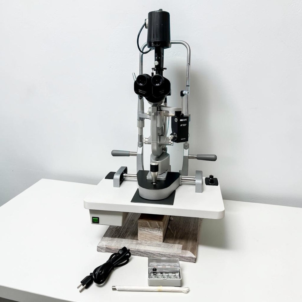 Haag Streit BQ 900 LED Slit Lamp w/ Haag Streit AT 900 Tonometer - Used 1 Haag Streit BQ 900 LED Slit Lamp w/ Haag Streit AT 900 Tonometer - Used