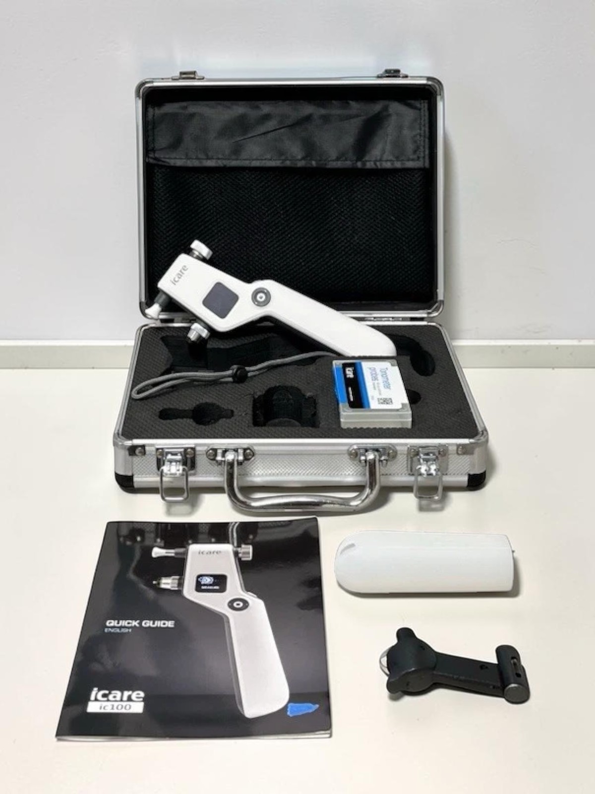 iCare ic100 Tonometer w/ Carrying Case - Used 8 iCare ic100 Tonometer w/ Carrying Case - Used - Image 8
