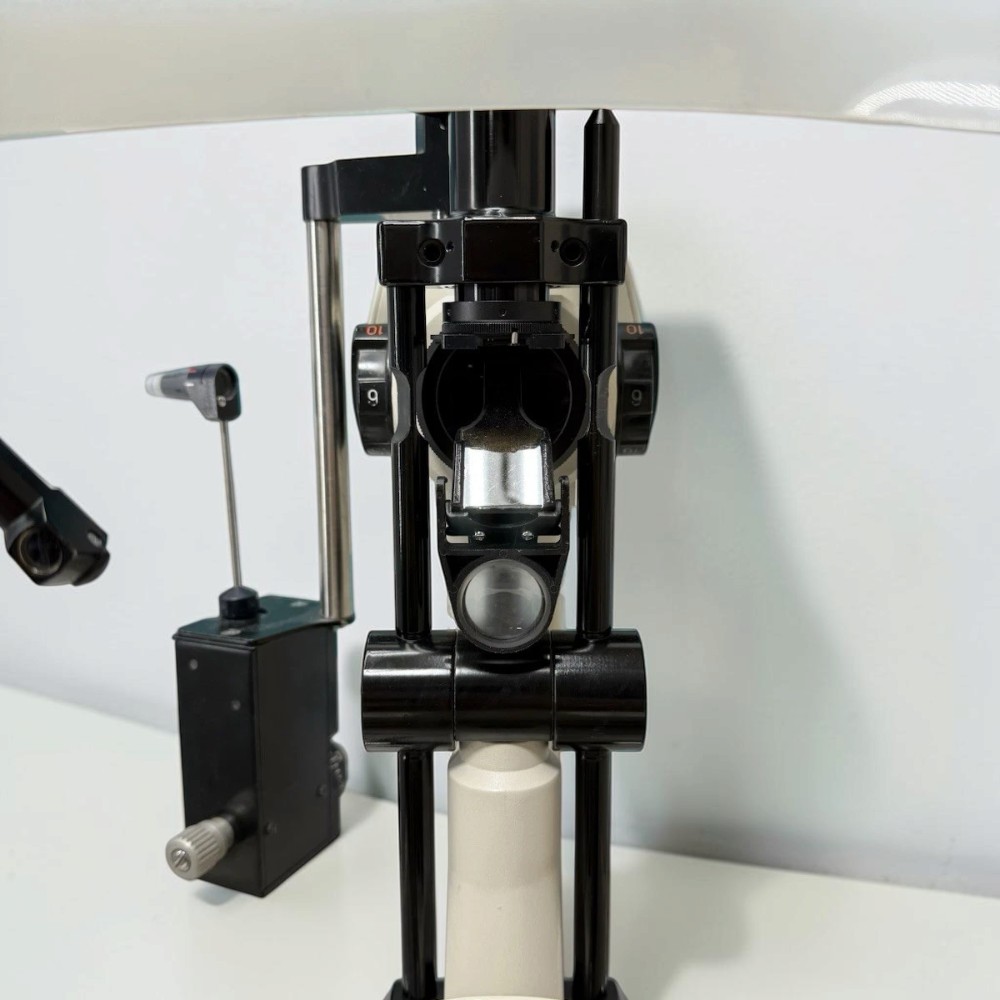 Topcon SL-7E Slit Lamp With Optilasa Tonometer - Used 8 Topcon SL-7E Slit Lamp With Optilasa Tonometer - Used - Image 8